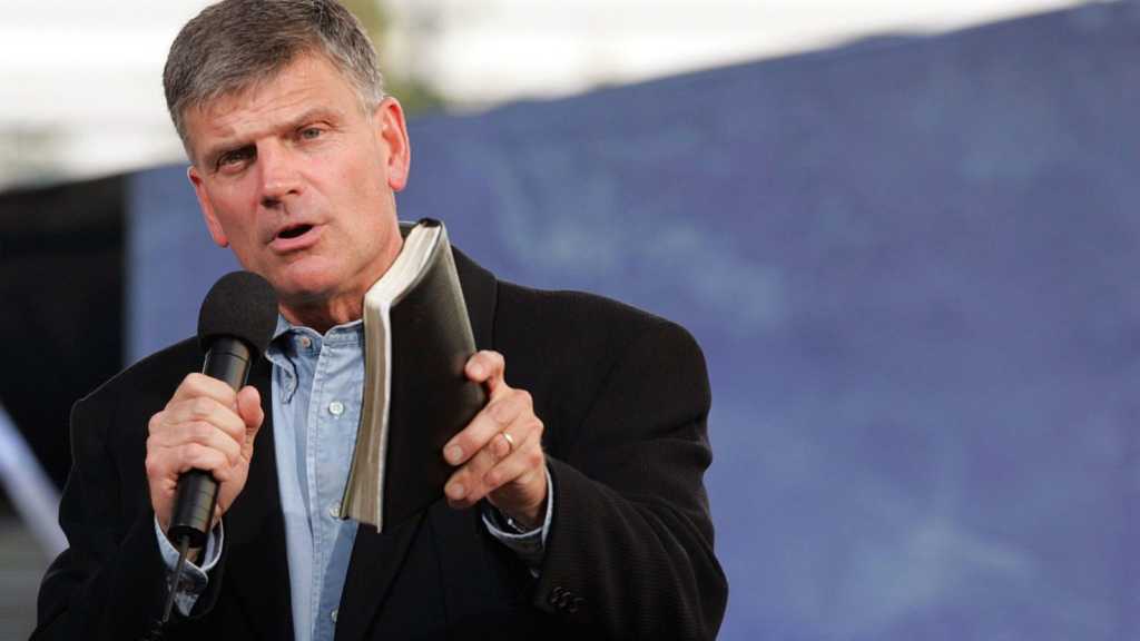 Graham Urges Catholics to Deal With Abuse Openly