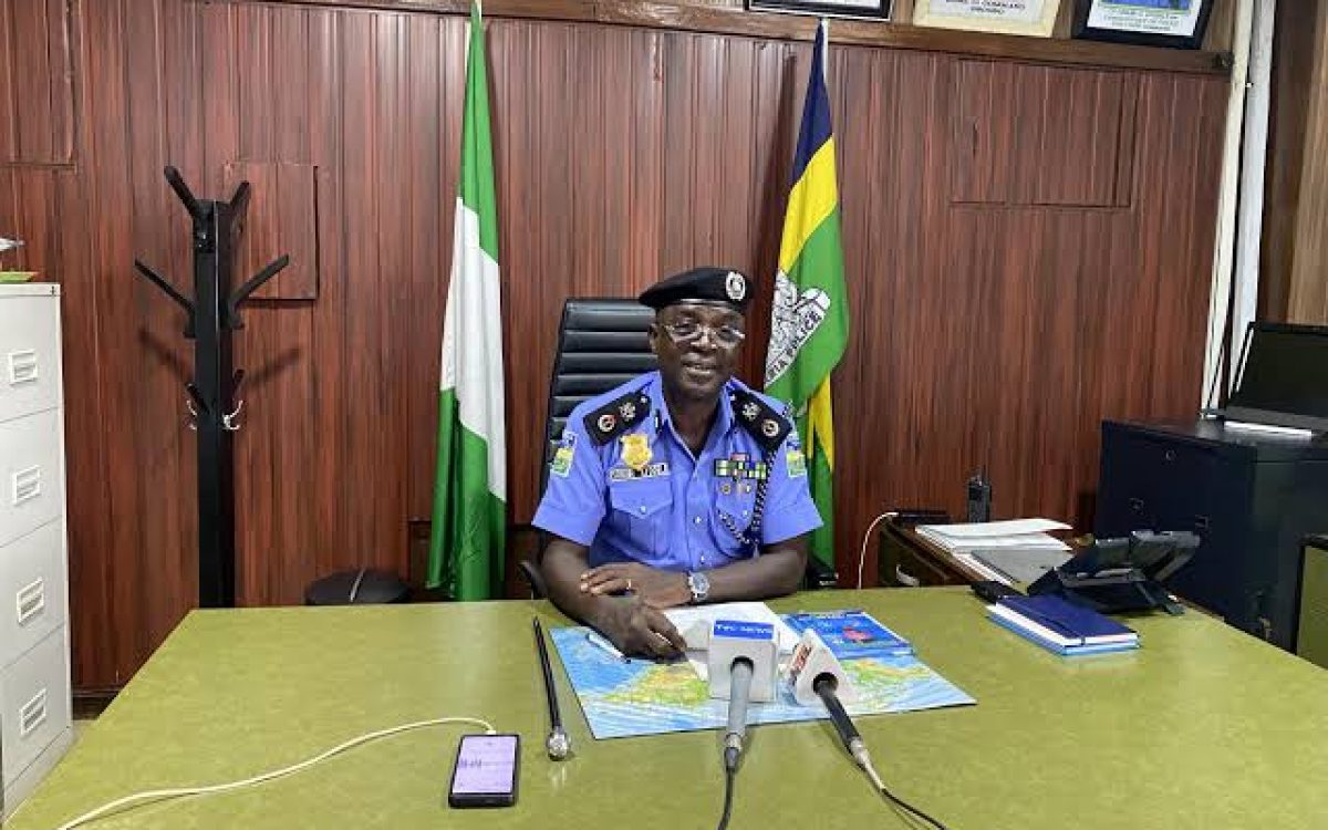 Oyo State Police Command Arrests 15 Suspected Cultists and Armed Robbers