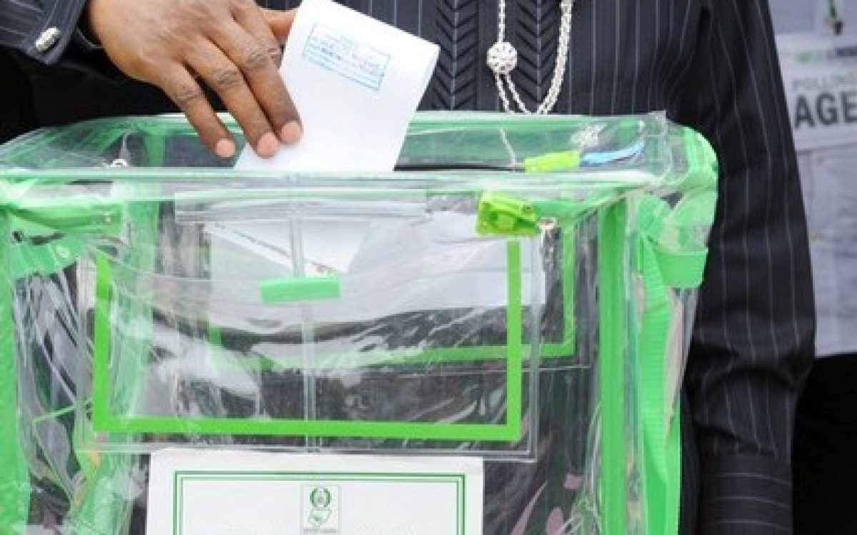 Nigerian President Goodluck Jonathan casts his vote into a ballot box in Otuoke, his country home ward at Ogbia district in Bayelsa State, on April 16, 2011. Nigeria, Africa's most populous black nation will today elect the next president in an election being held throughout the country. AFP PHOTO / PIUS UTOMI EKPEI (Photo credit should read PIUS UTOMI EKPEI/AFP/Getty Images)